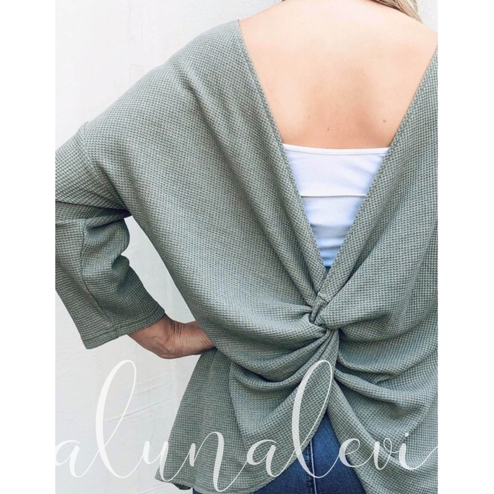 HADLEY Reversible Twist Top - olive - Picture 3 of 3
